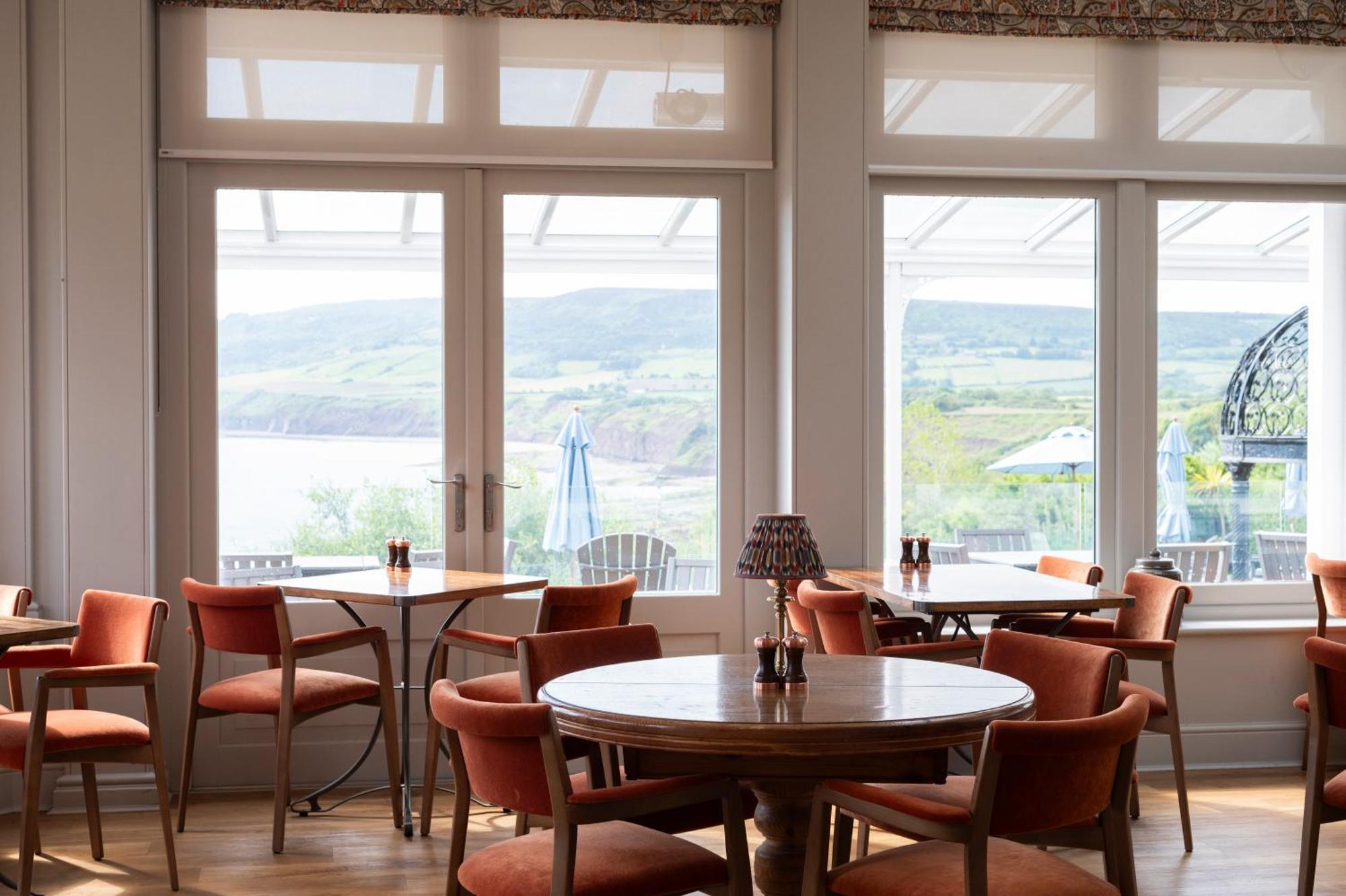 Hotel Victoria Robin Hood's Bay Eksteriør bilde