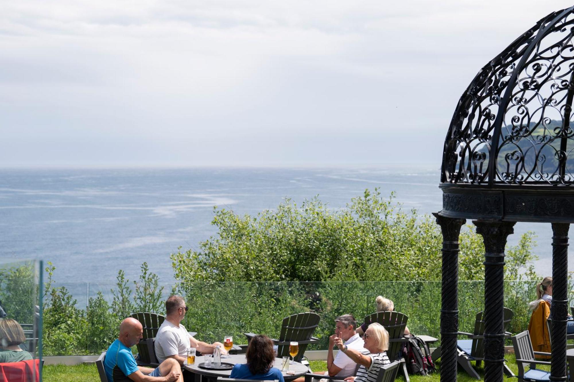 Hotel Victoria Robin Hood's Bay Eksteriør bilde