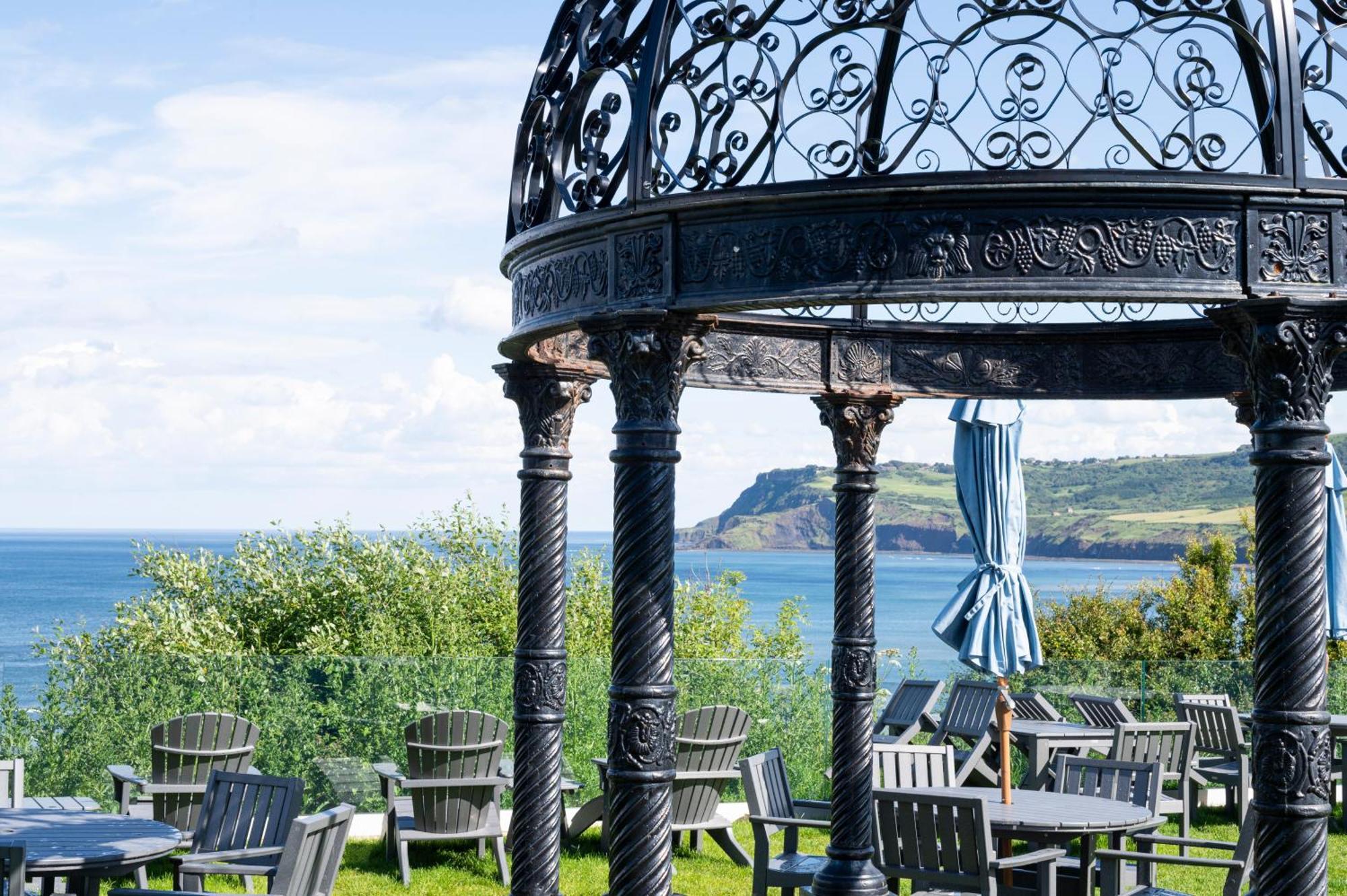 Hotel Victoria Robin Hood's Bay Eksteriør bilde