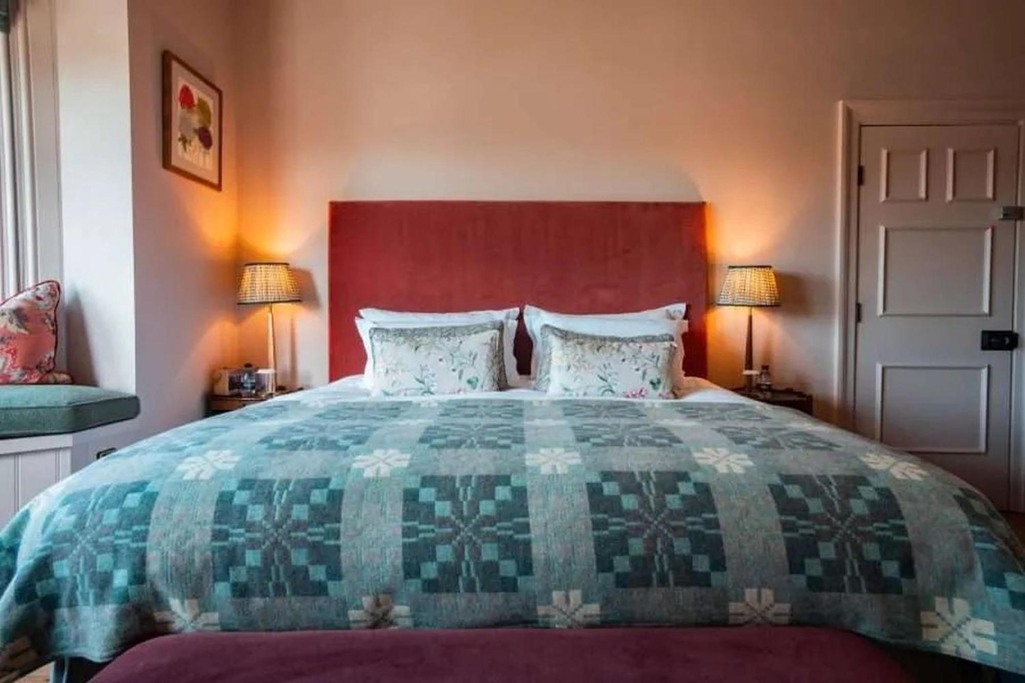 Hotel Victoria Robin Hood's Bay Eksteriør bilde