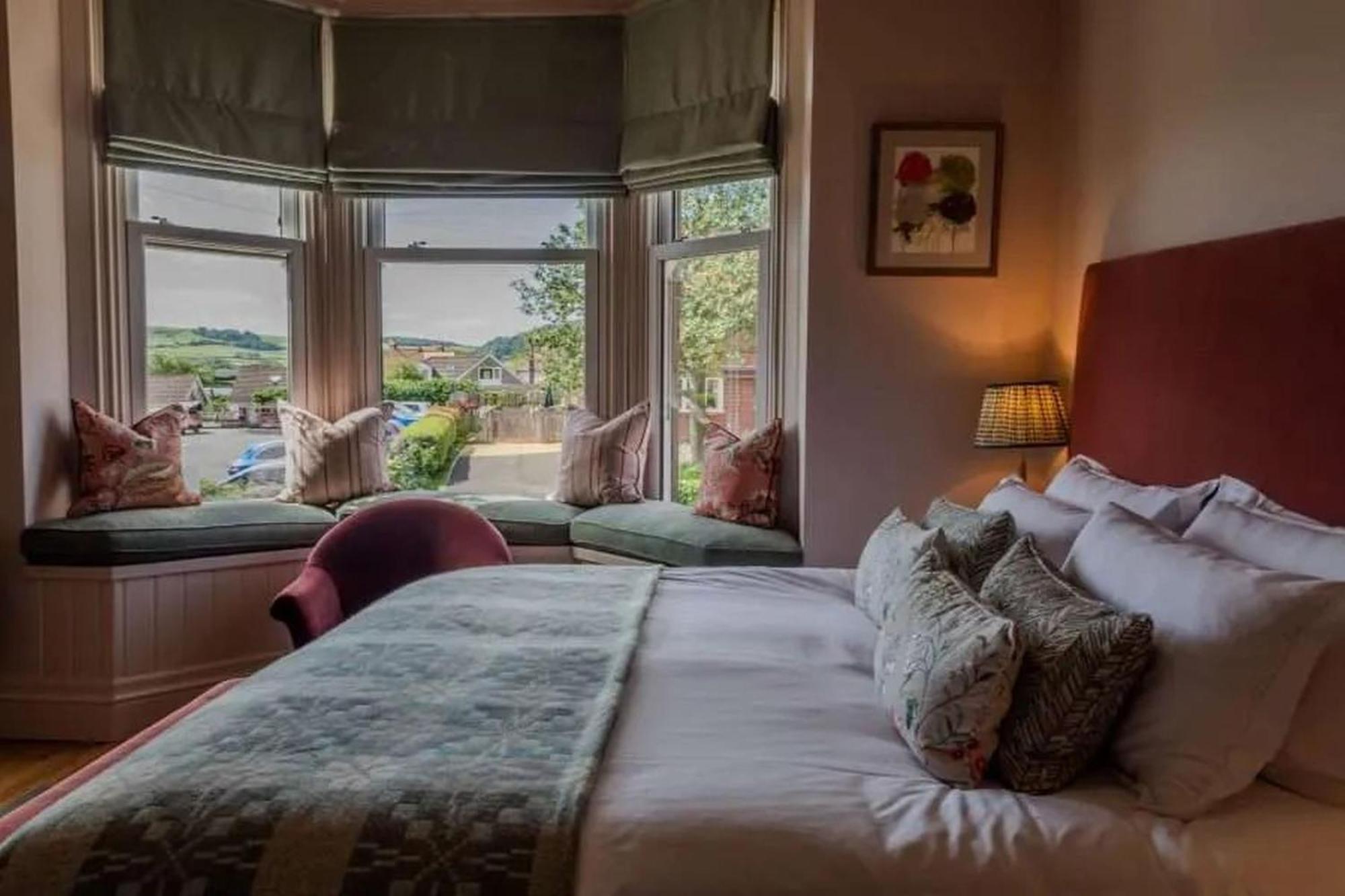Hotel Victoria Robin Hood's Bay Eksteriør bilde