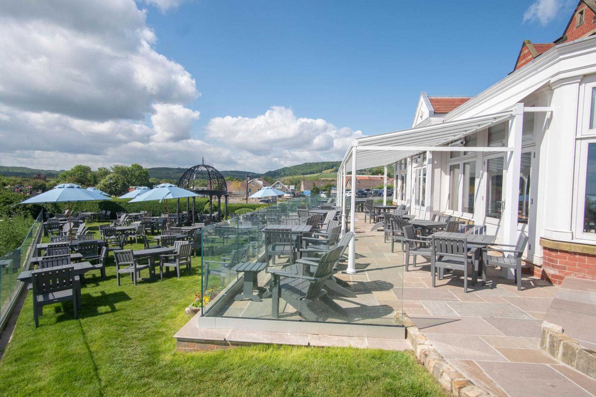 Hotel Victoria Robin Hood's Bay Eksteriør bilde